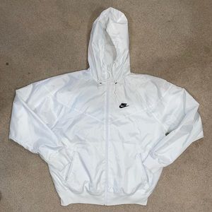 Men’s Nike Medium White Full-Zip Windbreaker with hoodie